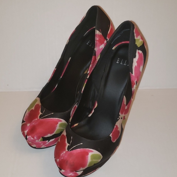 Elle fabric black&floral butterfly wedges - Picture 2 of 7